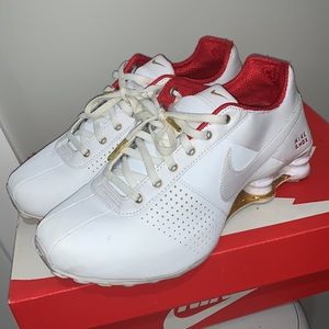 Nike Shox Deliver - Women - Red and White - Size 7